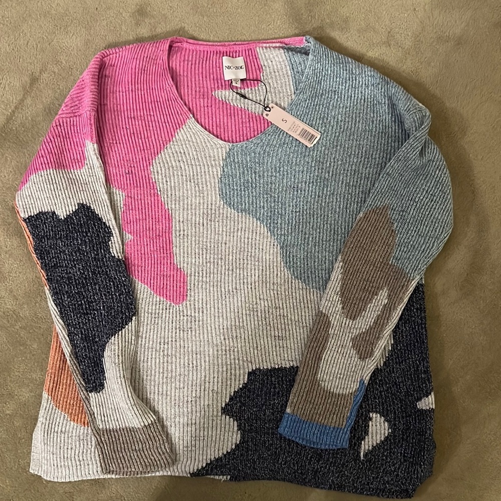 Nic and Zoe sweater, BNWT, size small